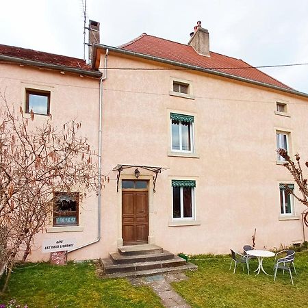 Les Deux Licornes Villa Anchenoncourt-et-Chazel Exteriör bild